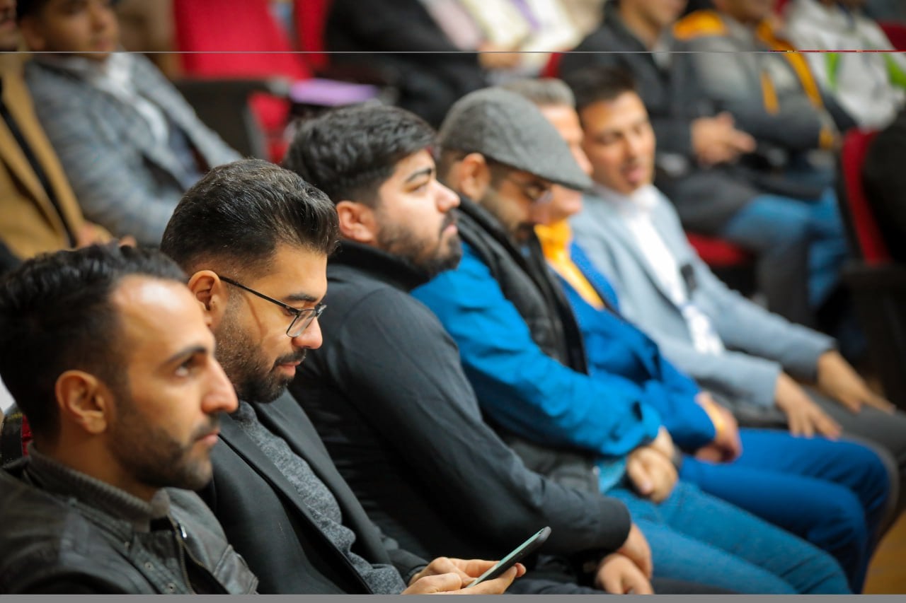 تصاویر همایش بیا تو تیم ما
